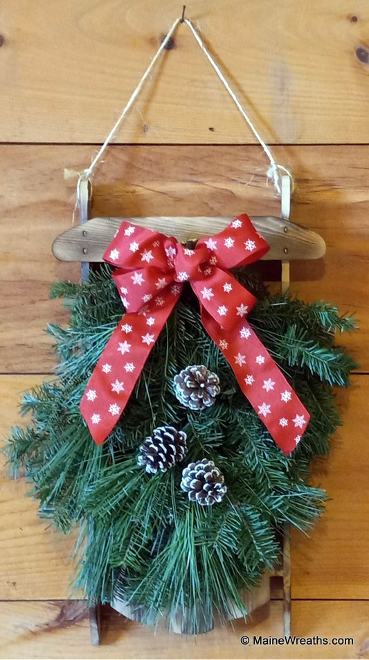 Hand crafted Maine Wreaths and Decoratives