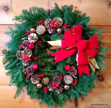 CHRISTMAS CELEBRATION WREATH