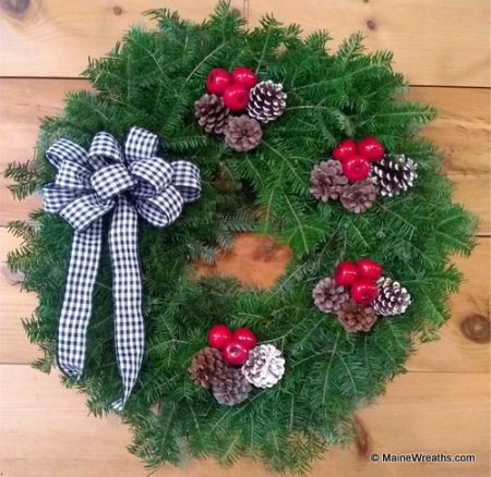 MAINE FARMHOUSE WREATH