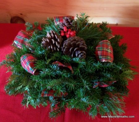 RIBBON CLASSIC CENTERPIECE